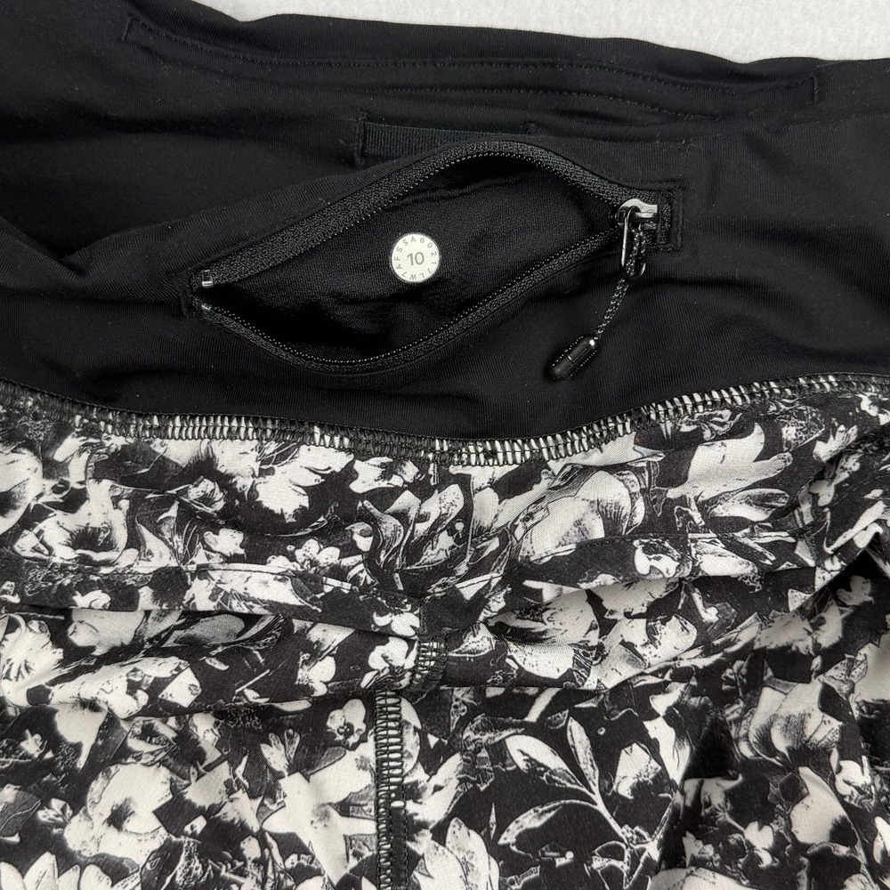 Lululemon Women's Floral Print Speed Short White Black Sz 10 - Picture 8 of 9